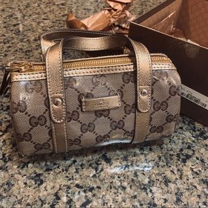 Gucci small wallet bag